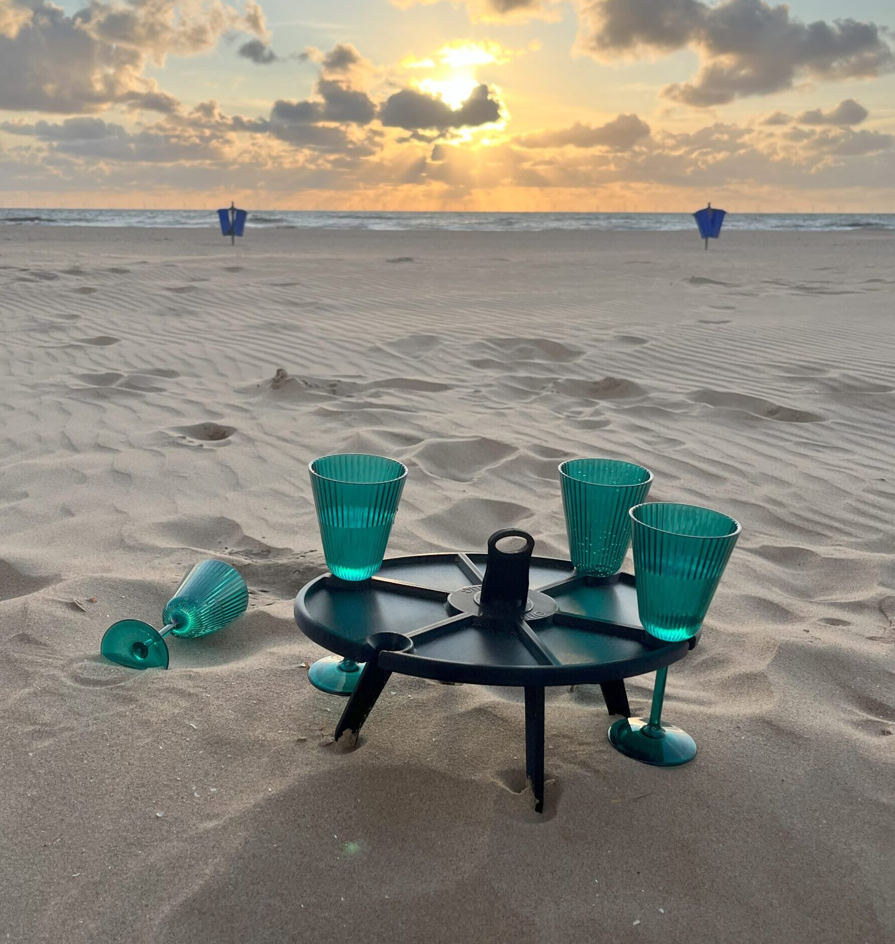 Borrelplank voor op het strand